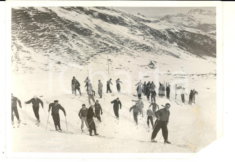 1950 ca SWITZERLAND Campionati SCI ALPINO Giovani in allenamento *Foto