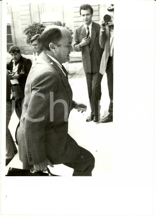 1984 PARIS ELISEO Claude CHEYSSON ministro Relazioni Estere arriva al consiglio