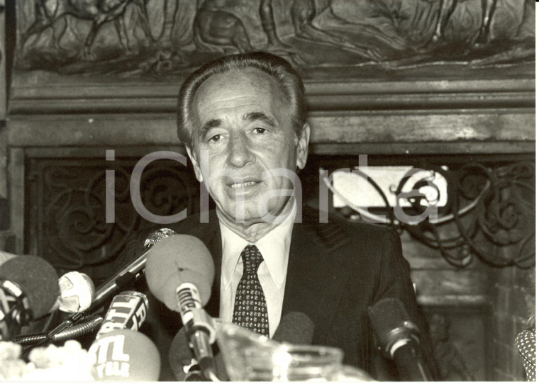 1985 ca PARIS Shimon PERES primo Ministro ISRAELE durante conferenza stampa Foto