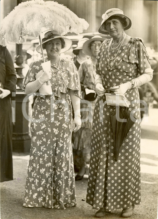 1935 LONDON Royal Garden Party Lady WORTHINGTON EVANS and Lady HACKING *Photo