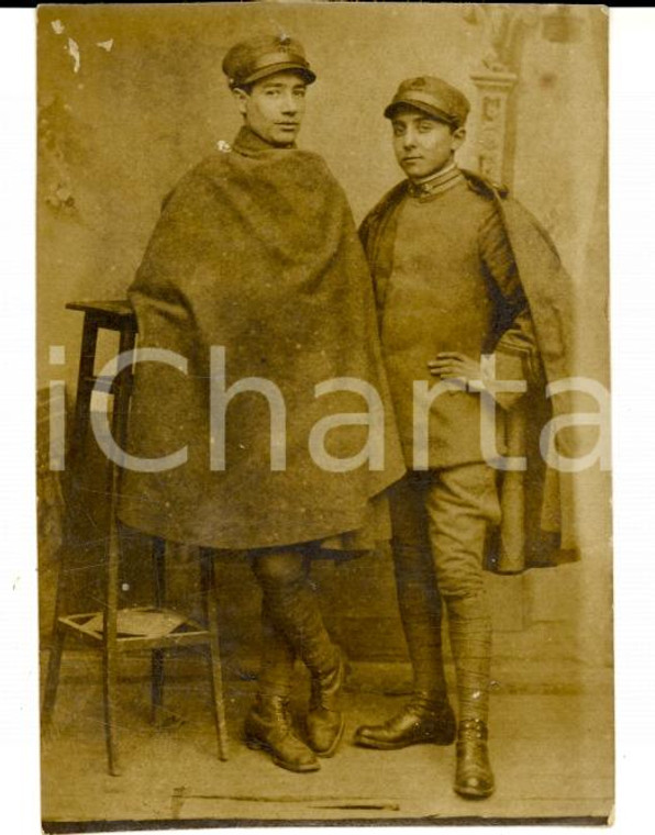 1917 PIACENZA 25° Fanteria BRIGATA BERGAMO Ufficiali con il mantello *Foto 6x8