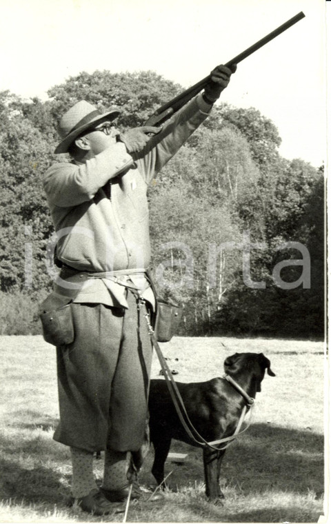 1986 CORSICA Cacciatore con cane e fucile apre nuova stagione della CACCIA *Foto