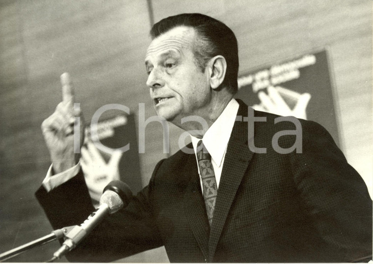 1979 PARIS (F) Jean LECANUET prononçant son discours au conseil du CDS *Photo