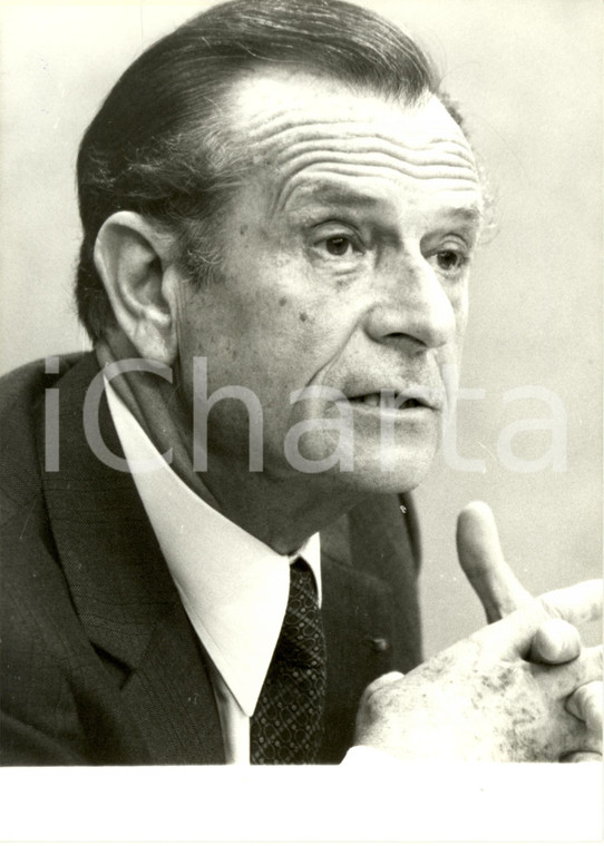 1981 PARIS (F) Jean LECANUET Président UDF au Club de la Presse EUROPE I *Photo