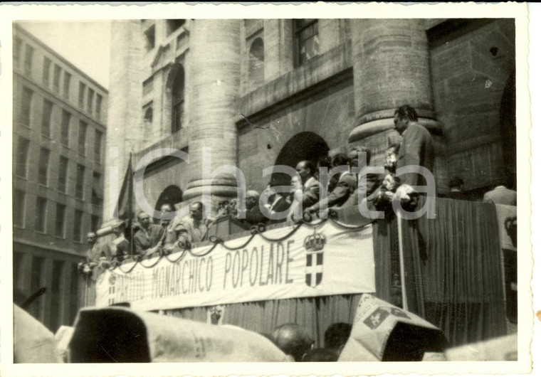 1955 MILANO Piazza AFFARI Esponenti PARTITO MONARCHICO POPOLARE parlano *Foto