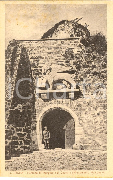 1929 GORIZIA Ingresso del castello *Cartolina ANIMATA con sentinella FP NV
