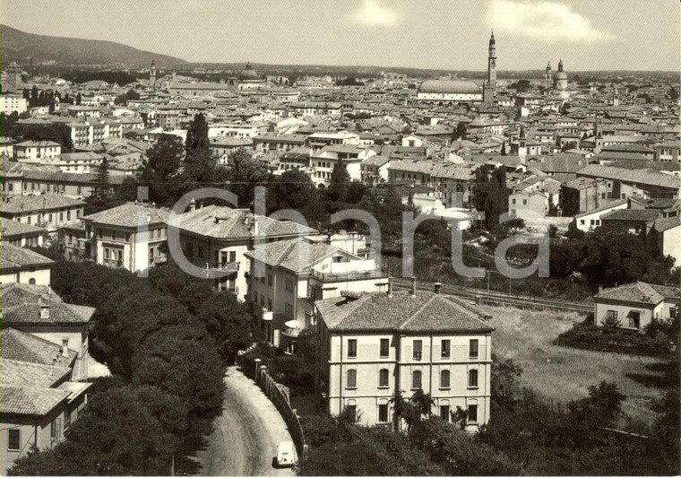 1955 ca VICENZA Panorama della città con la Basilica PALLADIANA *Cartolina FG NV