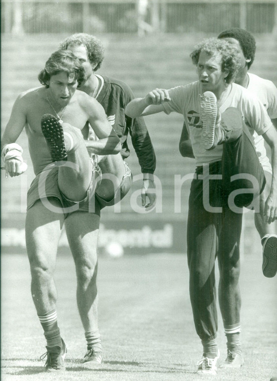 1978 BRASILE Calcio MONDIALI Calciatori ZICO e FALCAO si allenano *Fotografia
