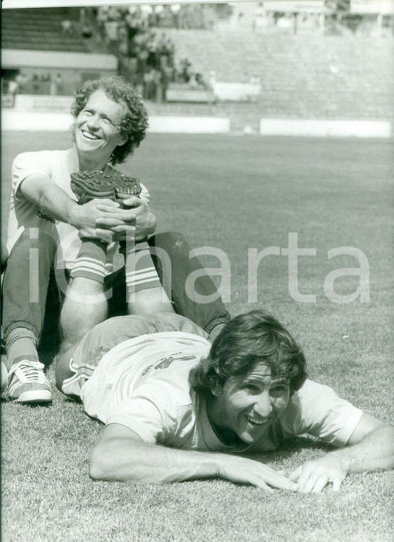 1978 BRASILE Calcio MONDIALI Calciatori ZICO e FALCAO fanno stretching *Foto