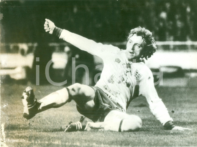 1960 ca CALCIO Il grande calciatore BEATTLE in scivolata *Fotografia DANNEGGIATA