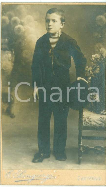 1910 ca CASTEGGIO (PV) Bambino in divisa marinara *Fotografia SANGIORGI