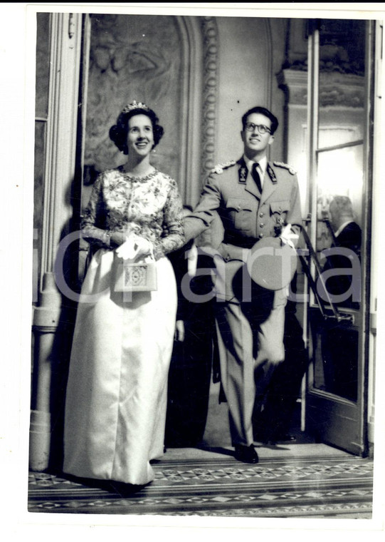 1961 BRUXELLES (Belgio) Gala della Stampa - Arrivo di re Baldovino e Fabiola