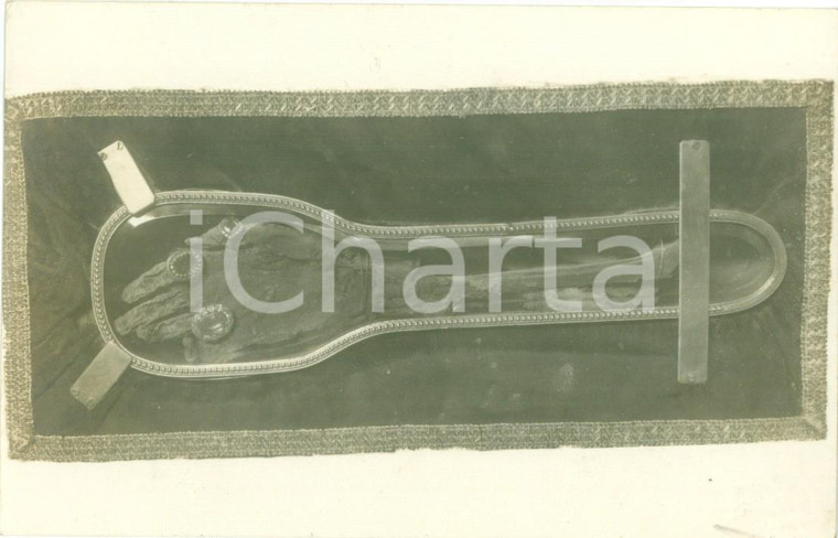 1925 VARAZZE (SV) Reliquia del braccio di SAN FRANCESCO SAVERIO *Cartolina FP NV