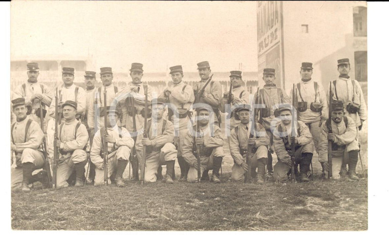 1915 ca WW1 FRANCIA Militari di fanteria posano con le baionette *Fotografia FP