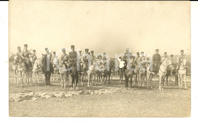 1915 ca FRANCE Zouaves arrivent à cheval *Photo GRANDE GUERRE