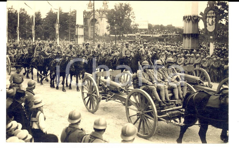 1919 PARIS Fêtes de la Victoire - Défilé des ARTILLEURS *Photo carte postale