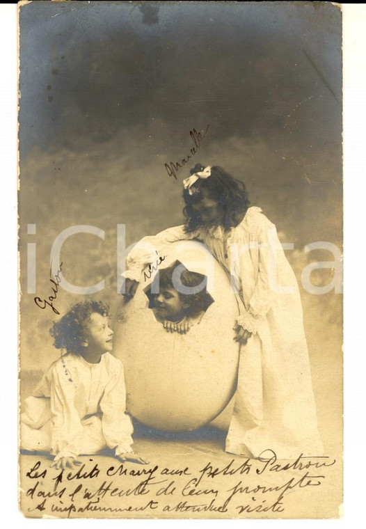 1904 COSTUMI Il bambino che esce dall'uovo *Cartolina CURIOSA FP VG
