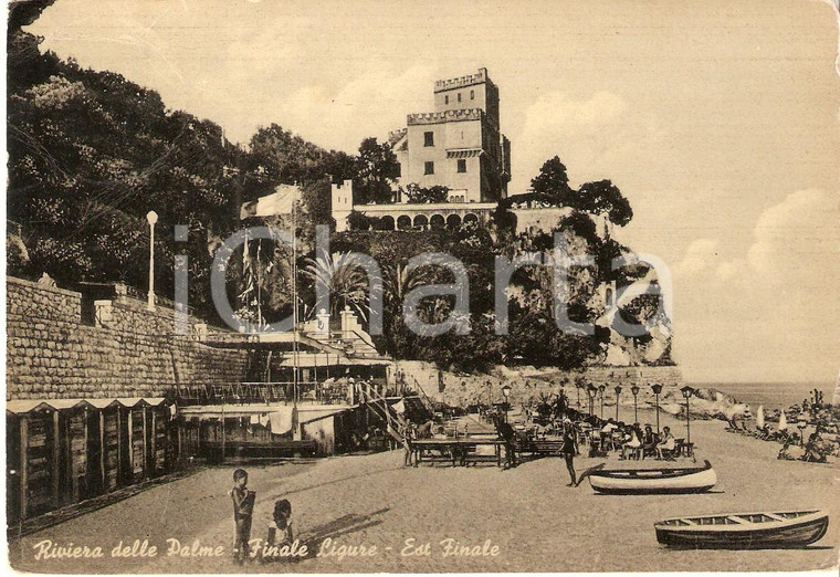 1955 FINALE LIGURE (SV) Bambini giocano in spiaggia *Cartolina FG VG