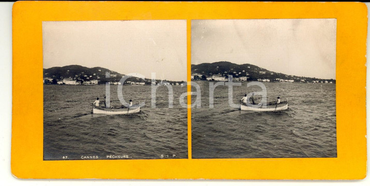 1900 CANNES (FRANCE) Pêcheurs sur un petit bateau *Photo stéréoscopique 