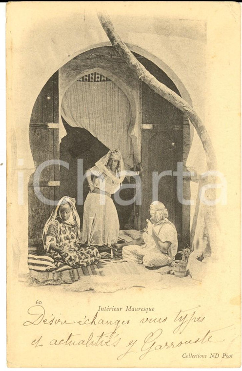 1903 COUTUMES ALGERIE Intérieur mauresque avec femmes *Carte postale VINTAGE