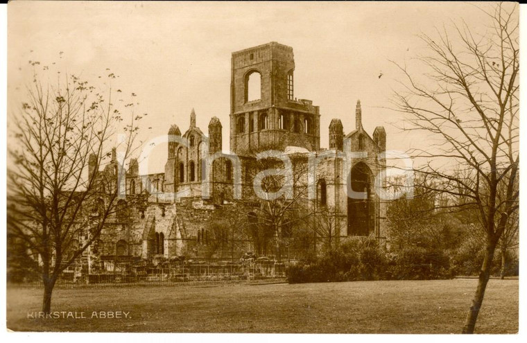 1908 LEEDS (UK) Kirkstall Abbey *VINTAGE postcard 