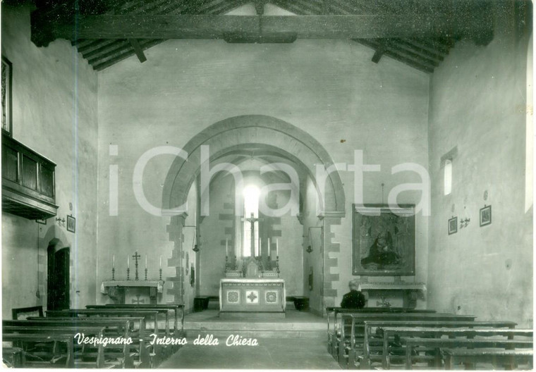 1960 ca VICCHIO (FI) Prete prega in chiesa a VESPIGNANO *Cartolina FG NV