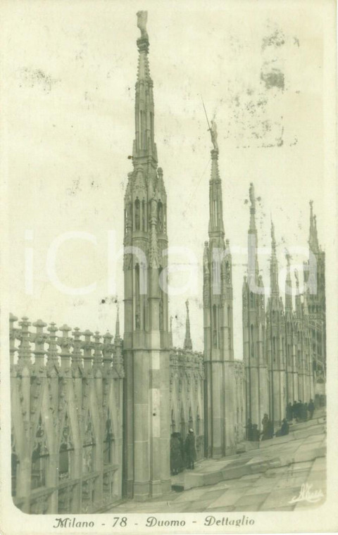 1933 MILANO Dettagli delle guglie del Duomo *Cartolina FP VG