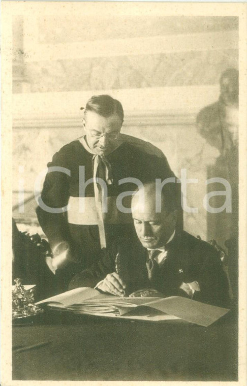 1929 CONCILIAZIONE SANTA SEDE Mussolini firma Trattato *Cartolina celebrativa FP