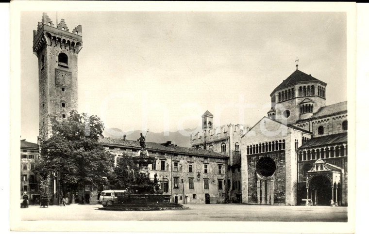1951 TRENTO Torre Grande, Fontana del NETTUNO e Duomo *Cartolina ANIMATA FP VG