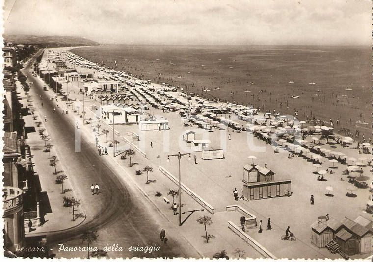 1968 PESCARA Panorama della spiaggia *Cartolina FG VG