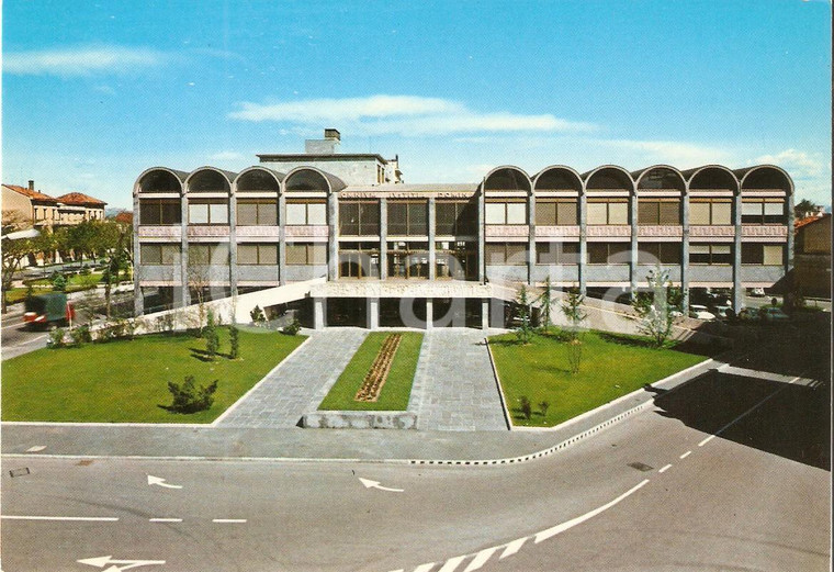 1965 ca BUSTO ARSIZIO (VA) Largo Giardino e nuova sede tribunale Cartolina FG NV