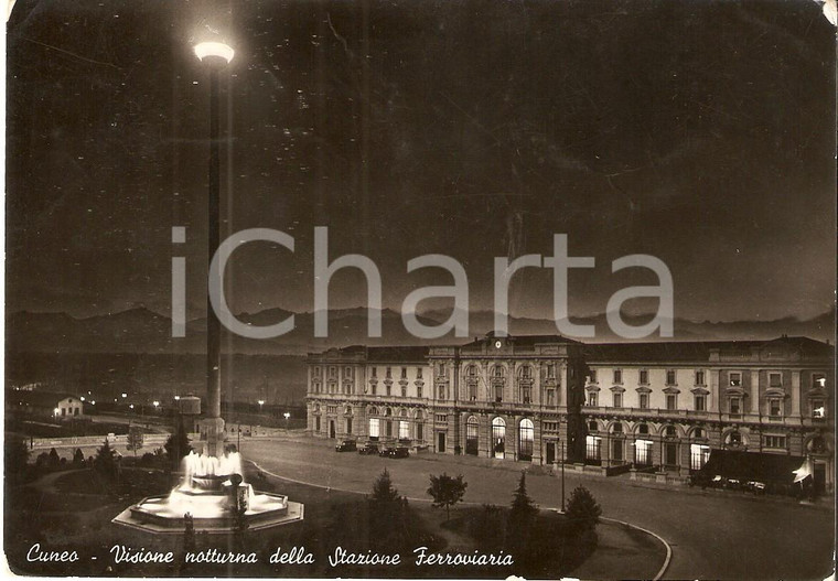 1953 CUNEO Veduta notturna della stazione ferroviaria *Cartolina FG VG