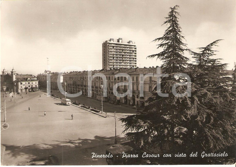 1957 PINEROLO Torpedone in Piazza CAVOUR Panorama dal Grattacielo *Cartolina FG