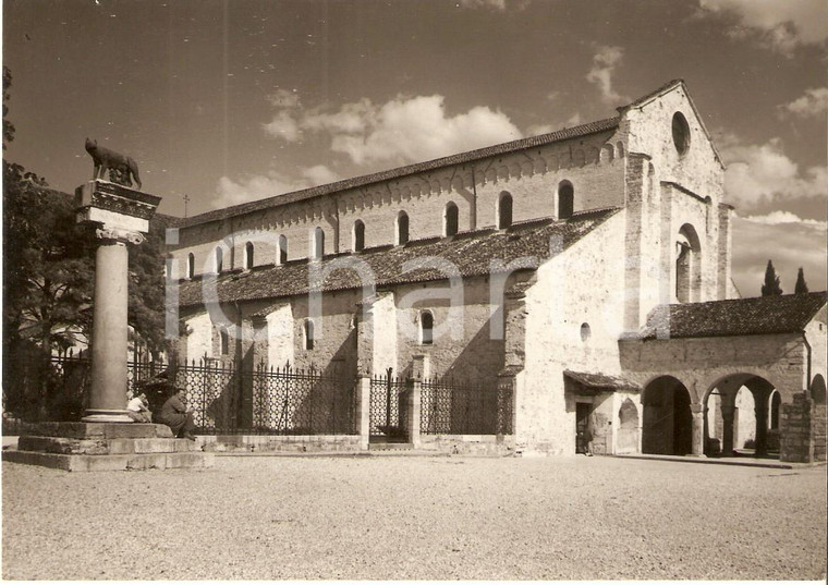 1955 ca AQUILEIA (UD) Basilica di POPPO con Lupa di Roma *Cartolina FG NV