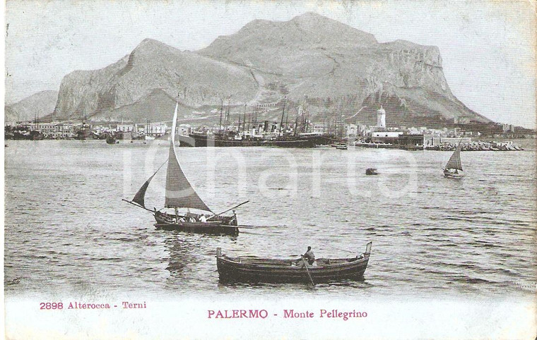 1910 ca PALERMO Barche dei pescatori davanti al MONTE PELLEGRINO Cartolina FP NV