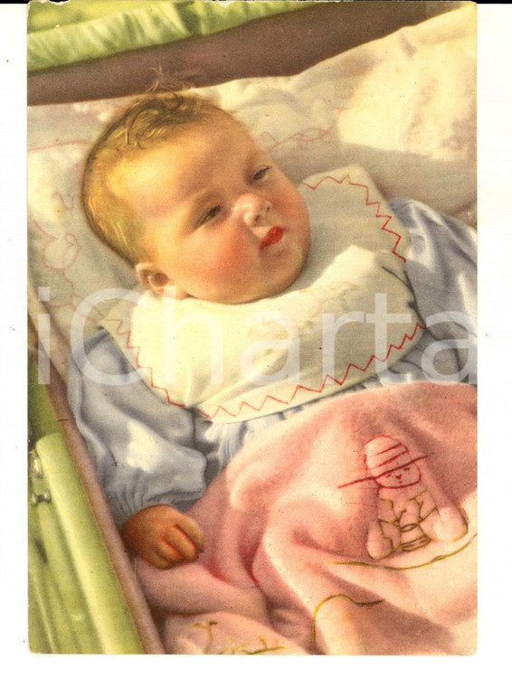 1940 ca COSTUMI Una bambina nel suo lettino *Cartolina VINTAGE FG NV
