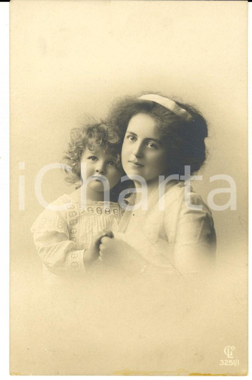 1910 ca COSTUMI Ritratto di due sorelle in abito bianco *Cartolina VINTAGE FP NV