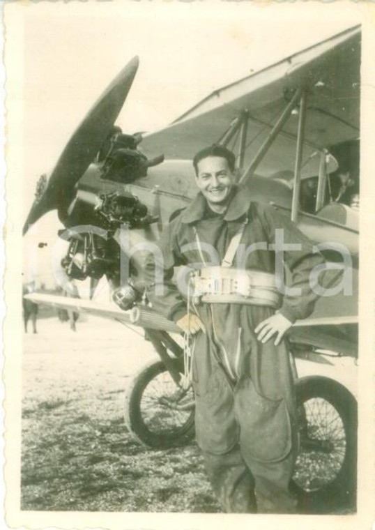 1933 VERONA Pilota con aeroplano al Regio Aeroporto Angelo BERARDI *Fotografia