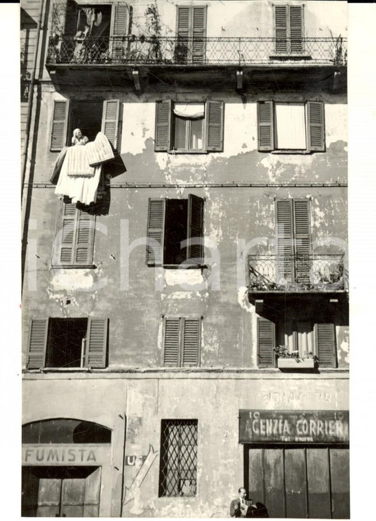 1952 MILANO Casa popolare del quartiere BOTTONUTO *Foto cartolina ARTISTICA