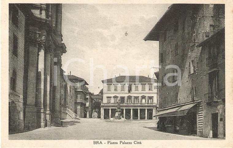 1931 BRA (CN) Piazza Palazzo Città *Cartolina FP VG