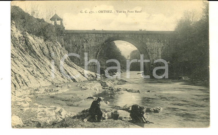 1906 ORTHEZ (FRANCE) Vue du PONT NEUF *Carte postale ANIMEE avec pêcheur