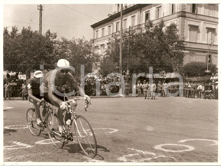 1955 FRASCATI Mondiali CICLISMO Pasquale FORNARA durante la gara *Foto