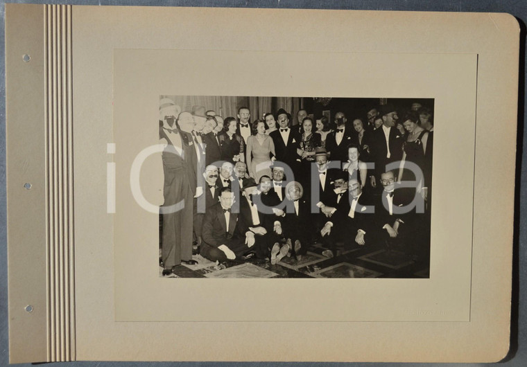 1940 BIELLA Festa di CARNEVALE Invitati con nasi e baffi finti *Foto TOSO 33x21