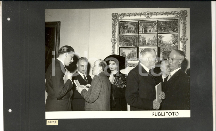 1950 LONDON Tournée TEATRO ALLA SCALA I dirigenti alla mostra verdiana *Foto