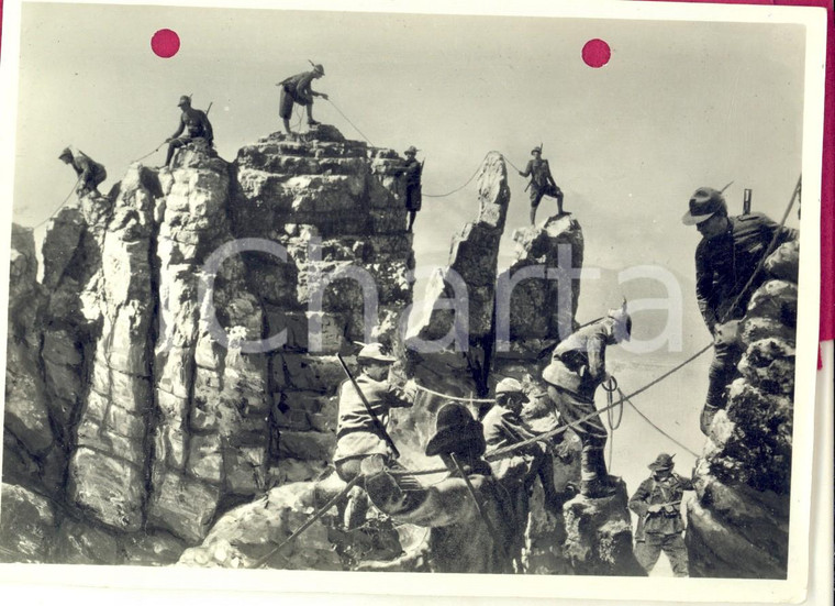 1940 WW2 Gruppo di ALPINI in cordata *Foto per cartolina ditta Paolo MARZARI