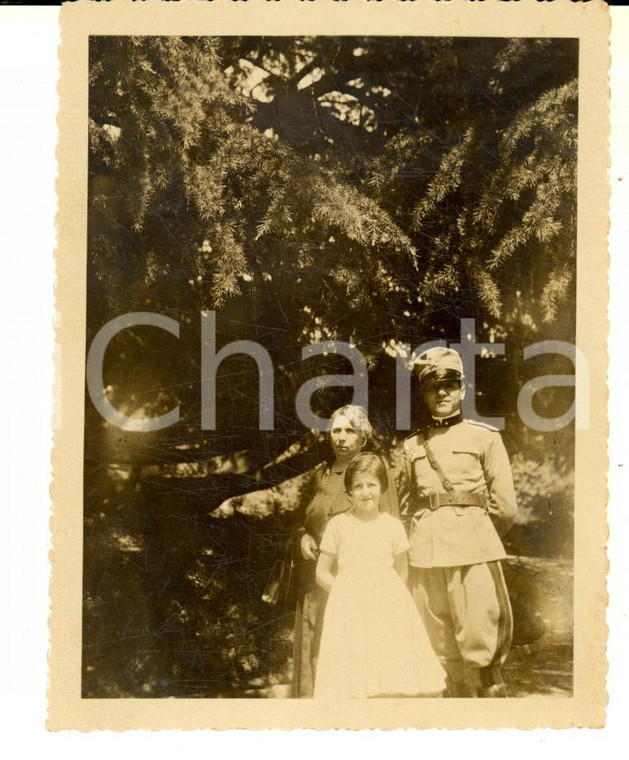 1930 ca AREA LOMBARDA Ritratto di famiglia con militare *Foto 9x11 cm