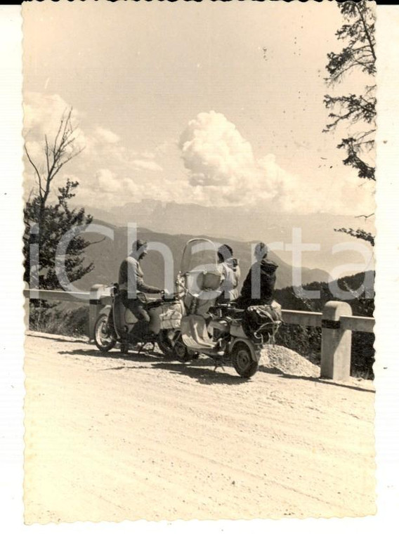 1950 ca CASTEL TIROLO (BZ) Motociclisti durante una gita *Foto VINTAGE 7x10