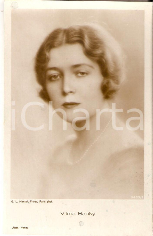 1930 ca CINEMA Attrice Vilma BANKY con filo di perle *Cartolina FP NV
