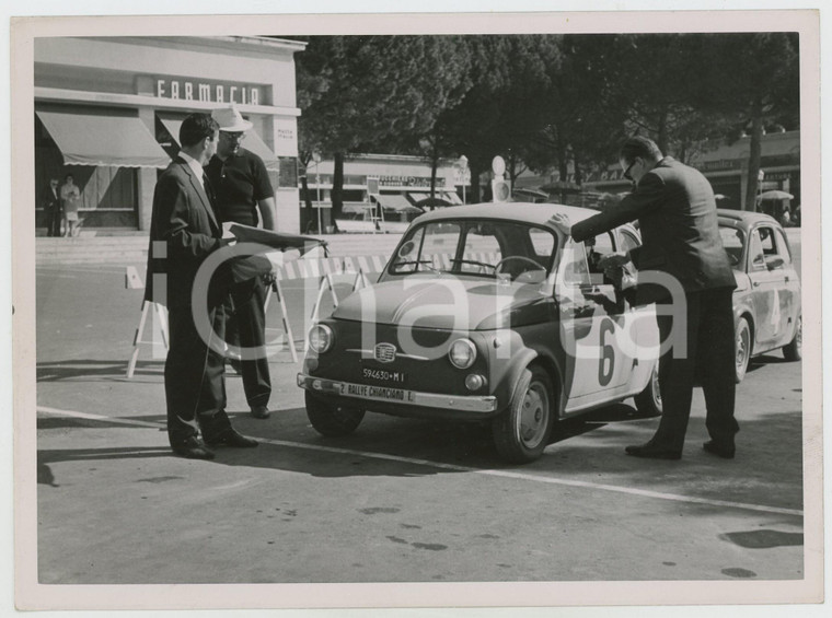 1960 ca 2° Rally CHIANCIANO TERME Giudici controllano Fiat 500 JOLLY TEAM *Foto