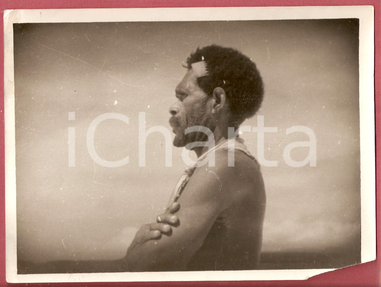 1965 ca AUSTRALIA Documentary about ABORIGINAL Man looking at the horizon *Photo